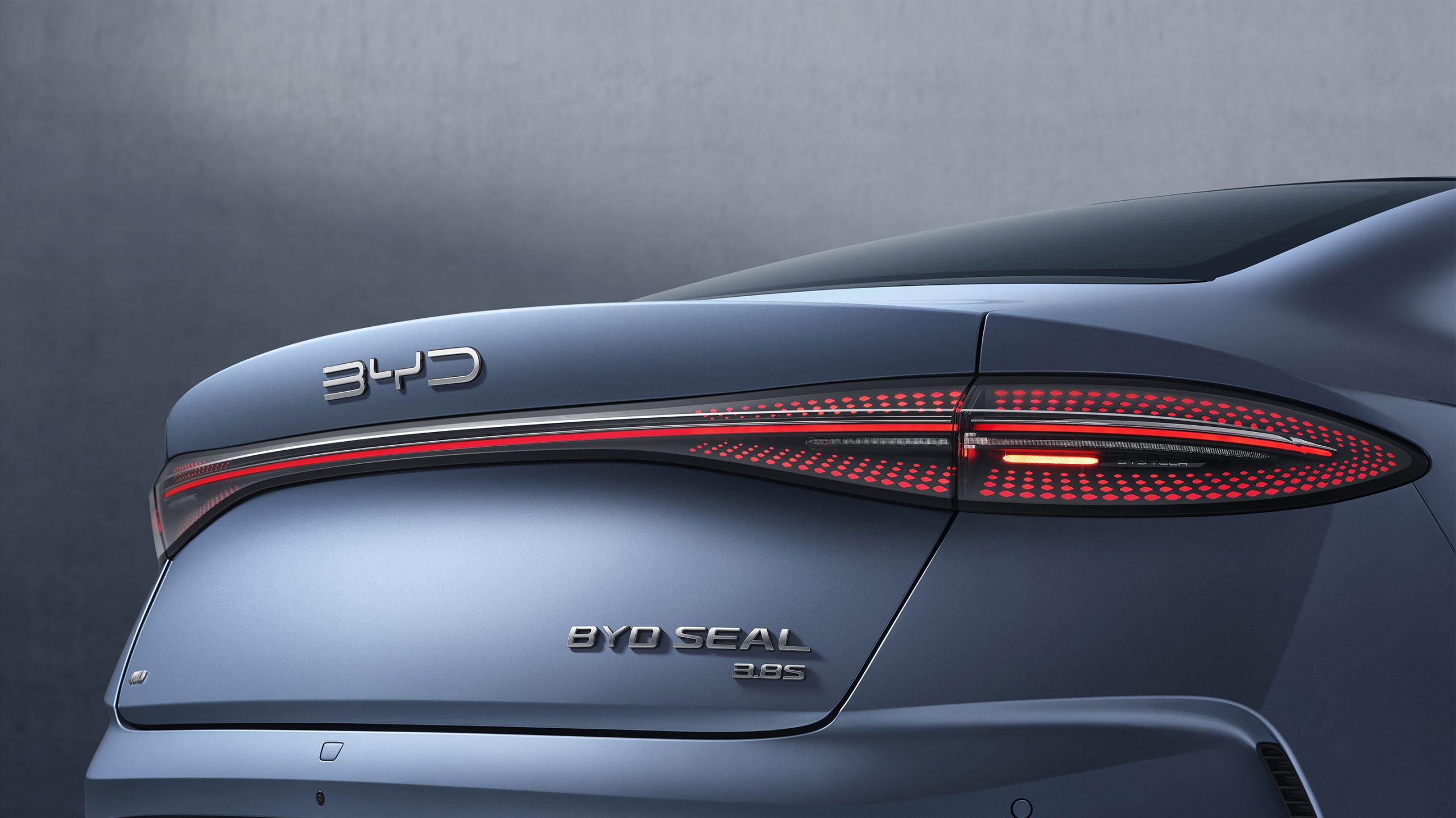 BYD SEAL